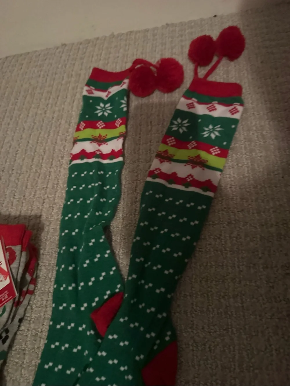 4 pairs of women’s Festive Green & Red Holiday Socks
